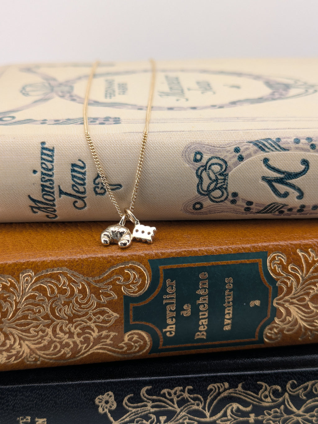 Le Collier Croissant Grand