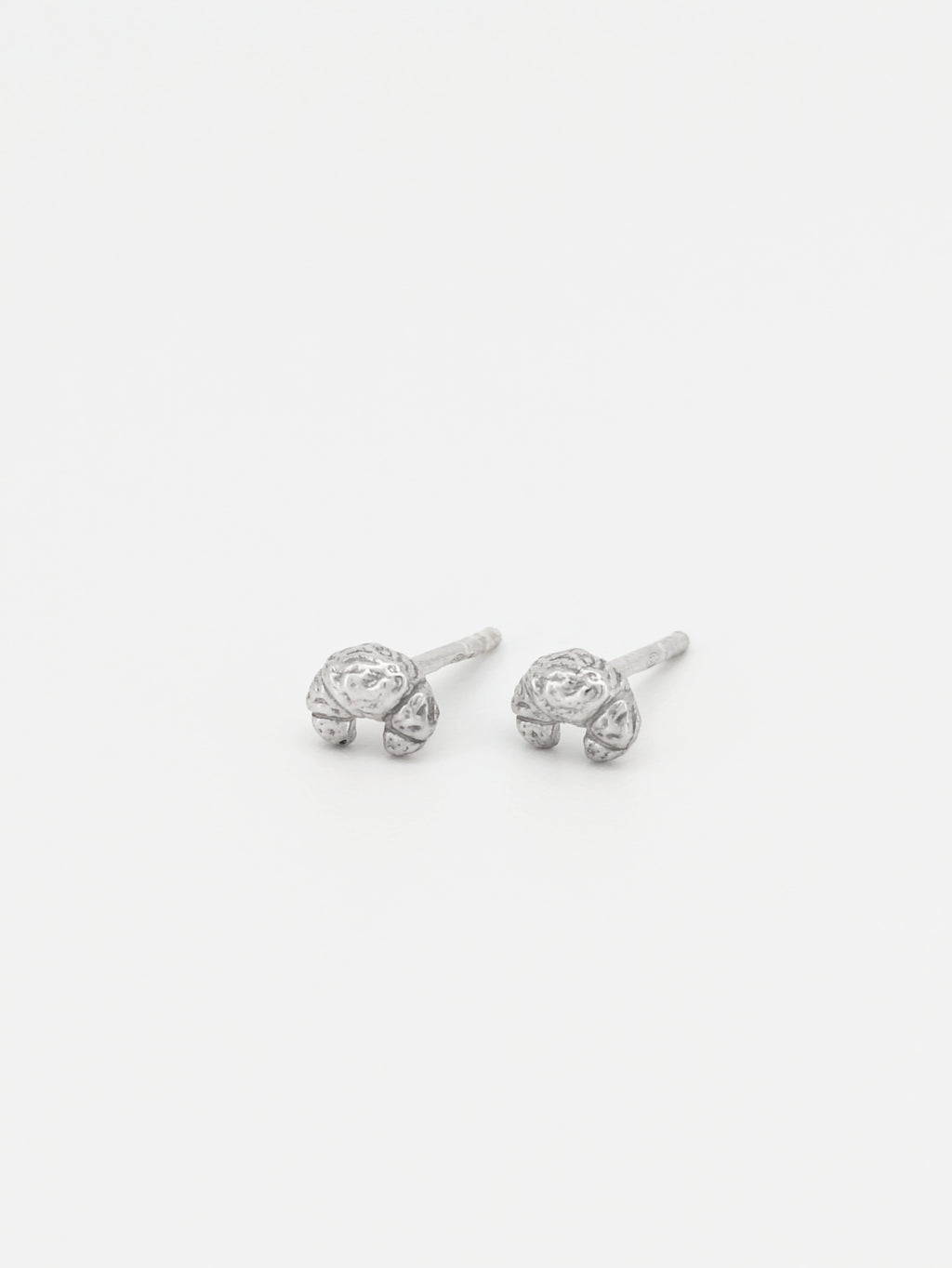 Le Petit Croissant Stud