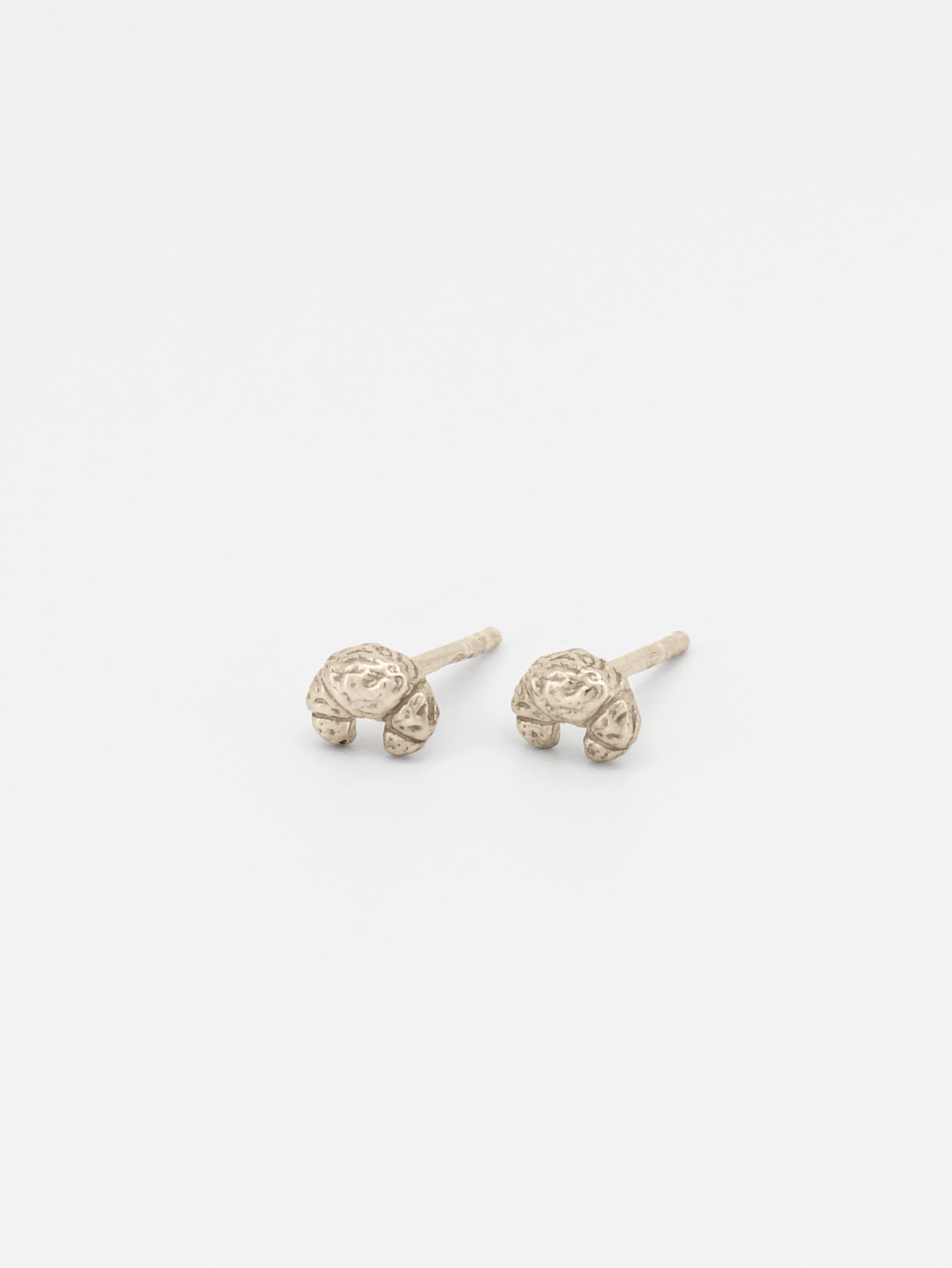 Le Petit Croissant Stud