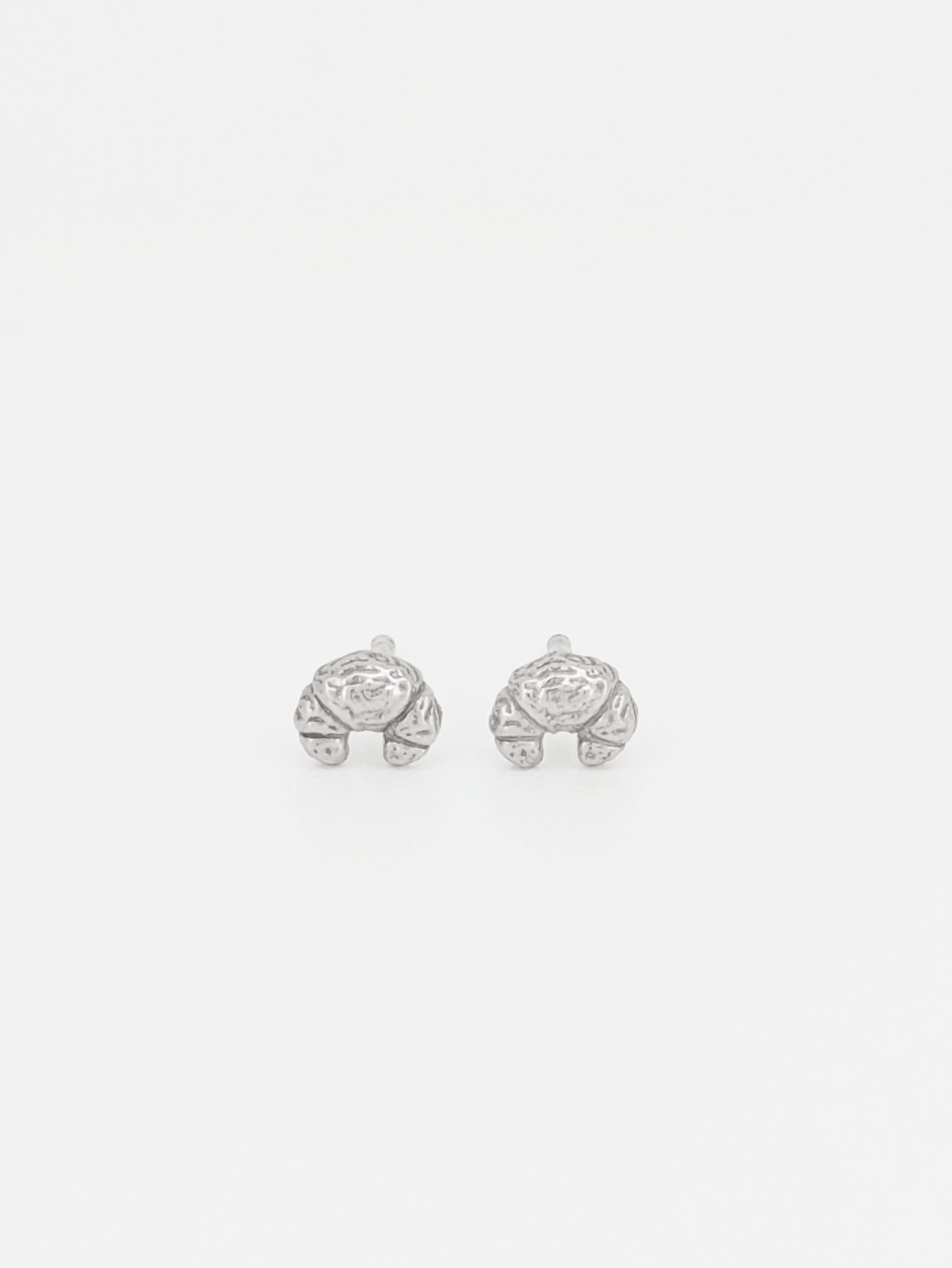 Le Petit Croissant Stud